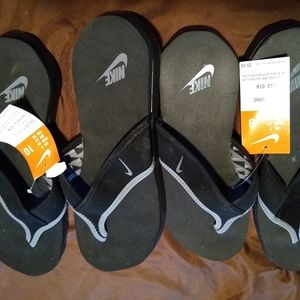 Ladies and men's Nike flip flops